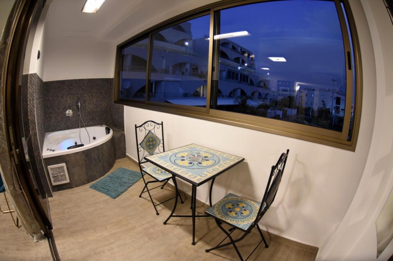 Luxury Suite On Lev Eilat With Balcony And Jacuzzi Экстерьер фото